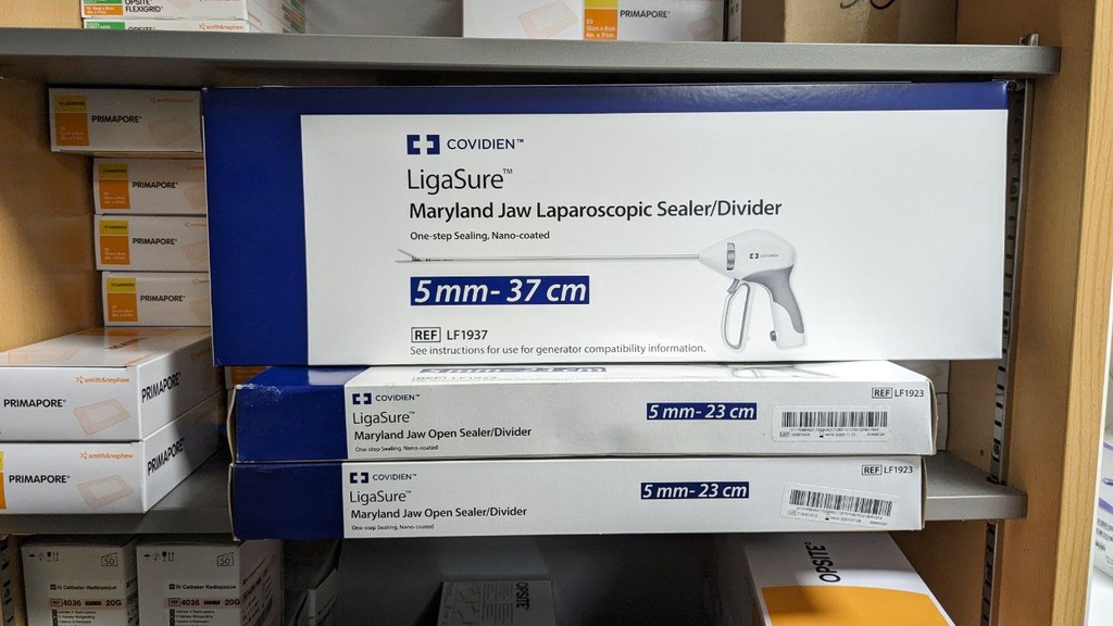 Covidien LigaSure LF1937 -  Maryland jaw sealer/divider 5mm , 37 cm
