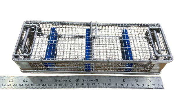 Sterilisation cases and trays